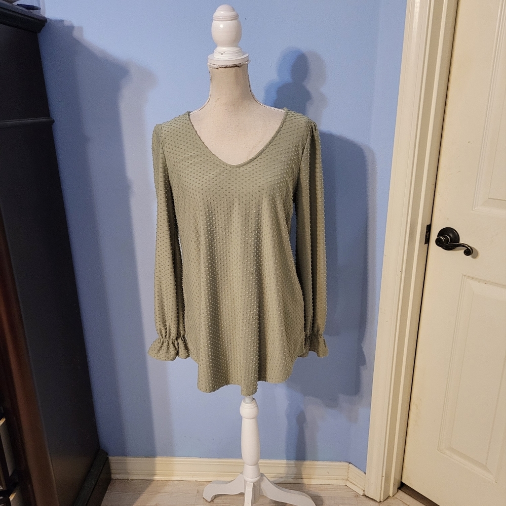 Reb In J Medium Womens Blouse
